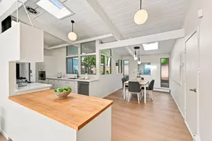 4066 Ben Lomond Dr, Palo Alto, CA 94306 - Photo 16