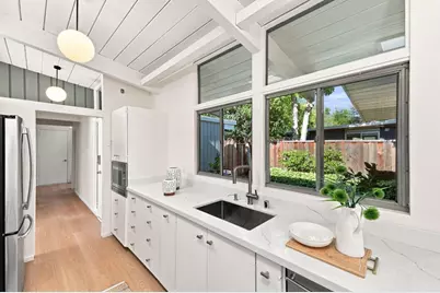 4066 Ben Lomond Dr, Palo Alto, CA 94306 - Photo 20