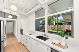 4066 Ben Lomond Dr, Palo Alto, CA 94306 - Photo 20