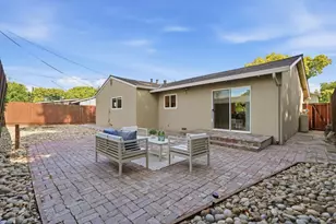 2441 Johnson Pl, Santa Clara, CA 95050 - Photo 14