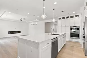 1181 McClellan St, Hollister, CA 95023 - Photo 6