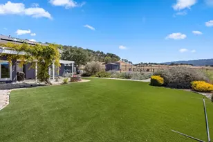 10115 Parrish View Dr, Gilroy, CA 95020 - Photo 36