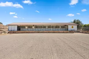 10115 Parrish View Dr, Gilroy, CA 95020 - Photo 4