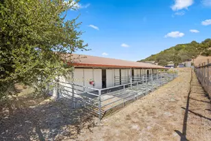 10115 Parrish View Dr, Gilroy, CA 95020 - Photo 44