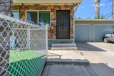 2439 Clyda Dr, San Jose, CA 95116 - Photo 14
