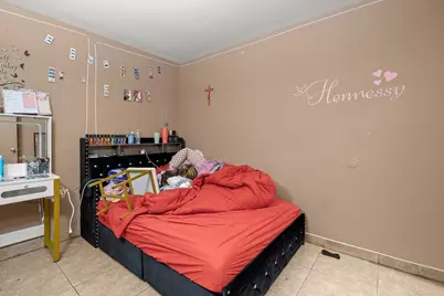 2439 Clyda Dr, San Jose, CA 95116 - Photo 10