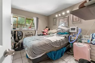 2439 Clyda Dr, San Jose, CA 95116 - Photo 22