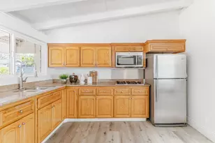 917 Blazingwood Dr, Sunnyvale, CA 94089 - Photo 14