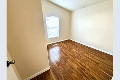 212 Rodeo Dr 212, Sacramento, CA 95823 - Photo 6