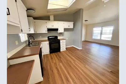 212 Rodeo Dr 212, Sacramento, CA 95823 - Photo 2