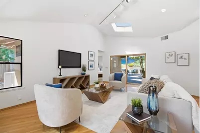 1940 Fallen Leaf Ln, Los Altos, CA 94024 - Photo 28