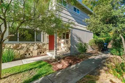 441 Poppy Pl, Mountain View, CA 94043 - Photo 8