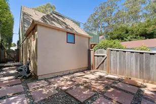 230 Alhambra Ave, Santa Cruz, CA 95062 - Photo 32