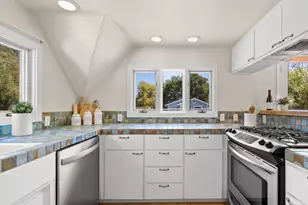 230 Alhambra Ave, Santa Cruz, CA 95062 - Photo 14