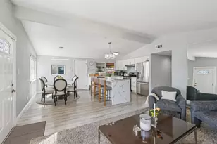 1370 Cathay Dr, San Jose, CA 95122 - Photo 14