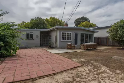 73 Poinsettia Ave, San Mateo, CA 94403 - Photo 16
