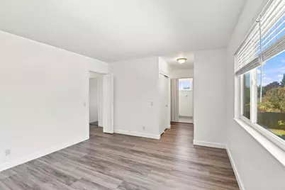 72 Wessix Ct, Daly City, CA 94015 - Photo 8
