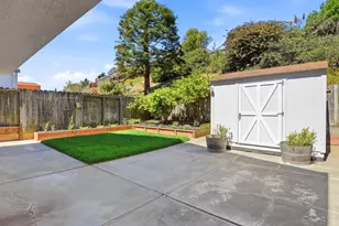 72 Wessix Ct, Daly City, CA 94015 - Photo 18