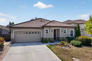 551 Hillock Dr, Hollister, CA 95023 - Photo 2