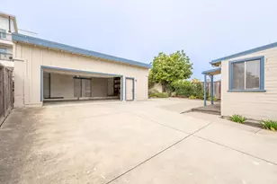 271 Foam St, Monterey, CA 93940 - Photo 18
