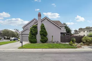 316 Eagle Trace Dr, Half Moon Bay, CA 94019 - Photo 2