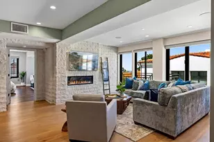 542 Lighthouse Ave 210, Pacific Grove, CA 93950 - Photo 2