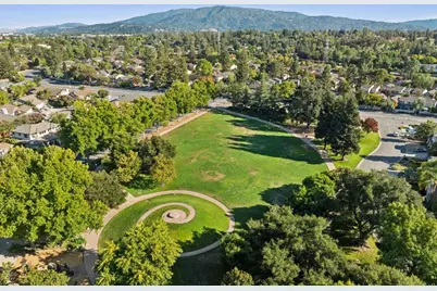 344 Pine Wood Ln, Los Gatos, CA 95032 - Photo 6