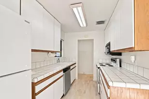 1939 Hershner Dr, San Jose, CA 95124 - Photo 6