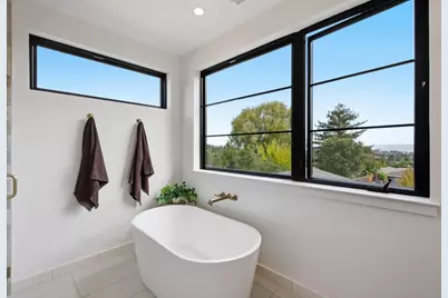 875 Vista Dr, Redwood City, CA 94062 - Photo 34