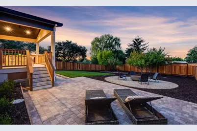 875 Vista Dr, Redwood City, CA 94062 - Photo 46