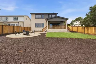 875 Vista Dr, Redwood City, CA 94062 - Photo 48