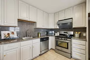 738 Le Conte Ave 2, San Francisco, CA 94124 - Photo 10