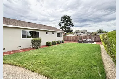 2803 Ivywood Ct, San Jose, CA 95121 - Photo 16