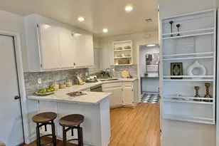 2803 Ivywood Ct, San Jose, CA 95121 - Photo 2