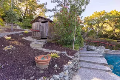 1548 Kingswood Dr, Hillsborough, CA 94010 - Photo 94