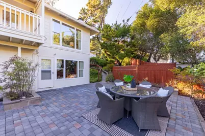 1548 Kingswood Dr, Hillsborough, CA 94010 - Photo 84