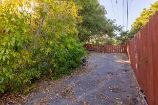 1548 Kingswood Dr, Hillsborough, CA 94010 - Photo 106