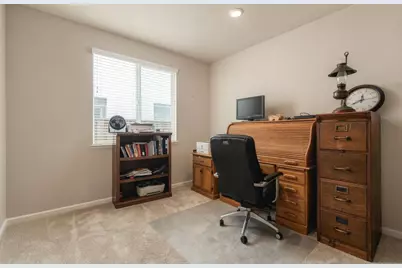 1225 Steinbeck Dr, Hollister, CA 95023 - Photo 24