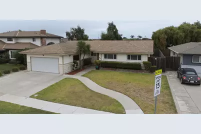 924 San Vincente Ave, Salinas, CA 93901 - Photo 2