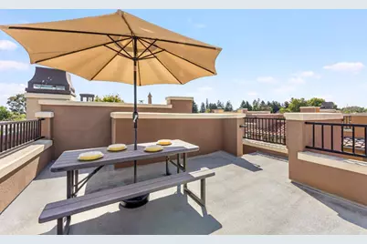 539 Walker Dr, Mountain View, CA 94043 - Photo 22