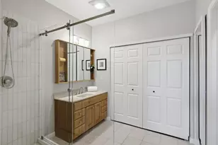 405 Cork Harbour Cir C, Redwood Shores, CA 94065 - Photo 28
