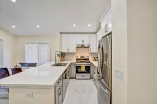 282 Trenton Cir, Pleasanton, CA 94566 - Photo 8
