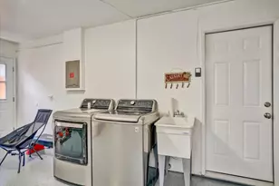 282 Trenton Cir, Pleasanton, CA 94566 - Photo 20