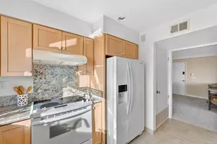22130 E Cliff Dr 2D, Santa Cruz, CA 95062 - Photo 32