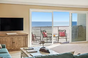 22130 E Cliff Dr 2D, Santa Cruz, CA 95062 - Photo 6