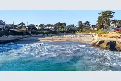 22130 E Cliff Dr 2D, Santa Cruz, CA 95062 - Photo 54