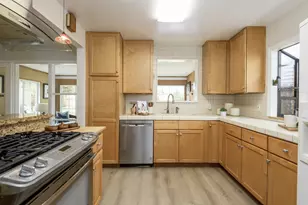 1625 Cottage Grove Ave, San Mateo, CA 94401 - Photo 10