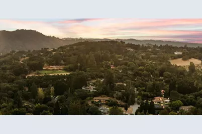 11490 Summit Wood Rd, Los Altos Hills, CA 94022 - Photo 24
