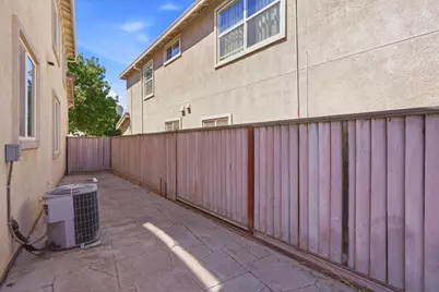 1038 Santa Lucia Dr, Pittsburg, CA 94565 - Photo 50