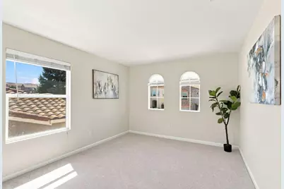 1038 Santa Lucia Dr, Pittsburg, CA 94565 - Photo 32
